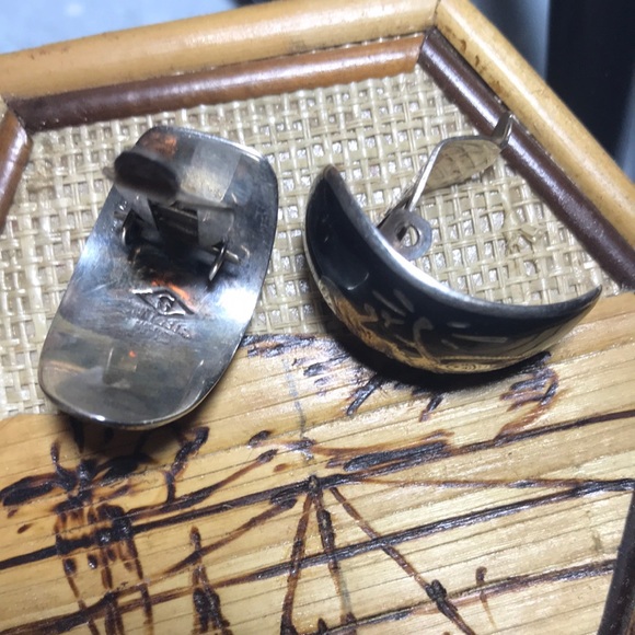 Siam Sterling Clip On Earrings Dome Shape Dancing Goddess w Temple Box Thailand - Picture 5 of 15